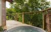 watersedge lodge hot tub
