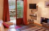 Lake winds lodge lounge
