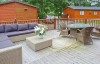 Lakeview lodge veranda