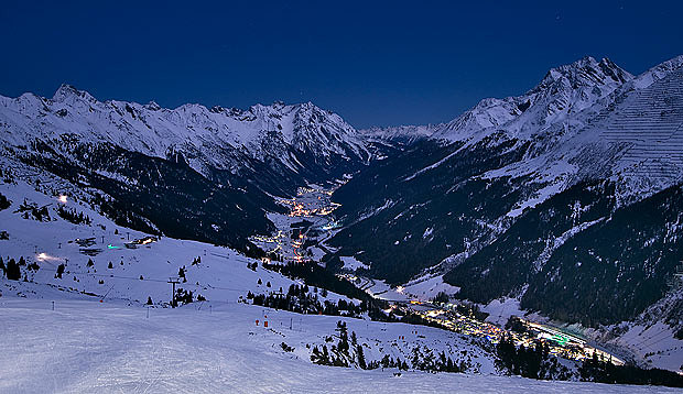 st anton skiing breaks